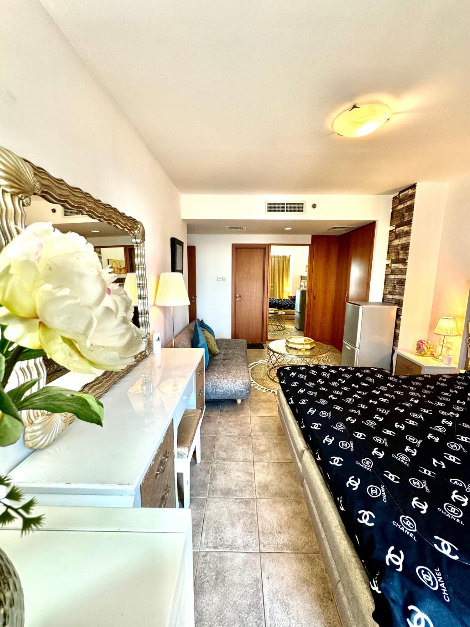 Travelers Backpackers Apartment Dubai Exterior foto