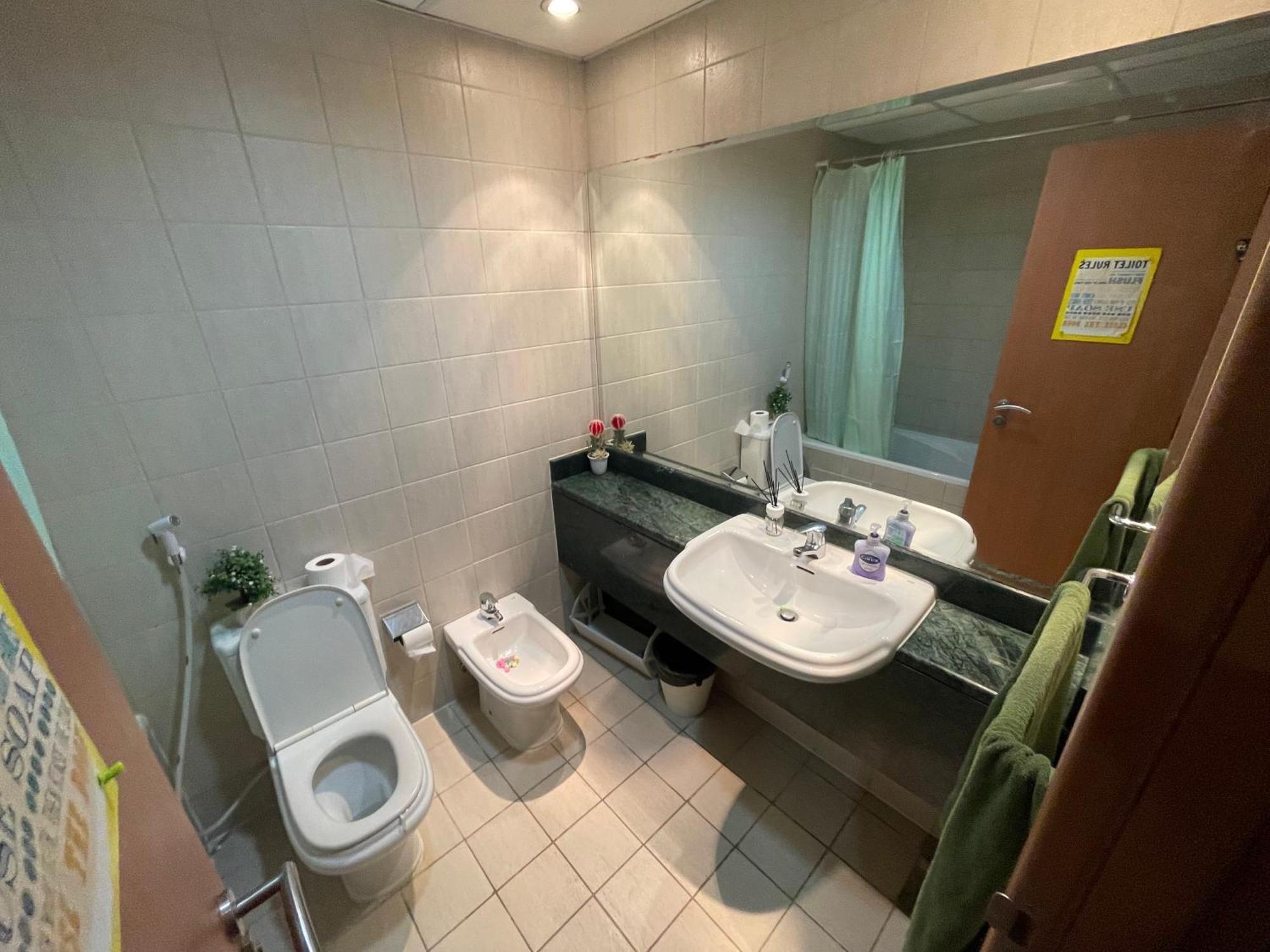 Travelers Backpackers Apartment Dubai Exterior foto